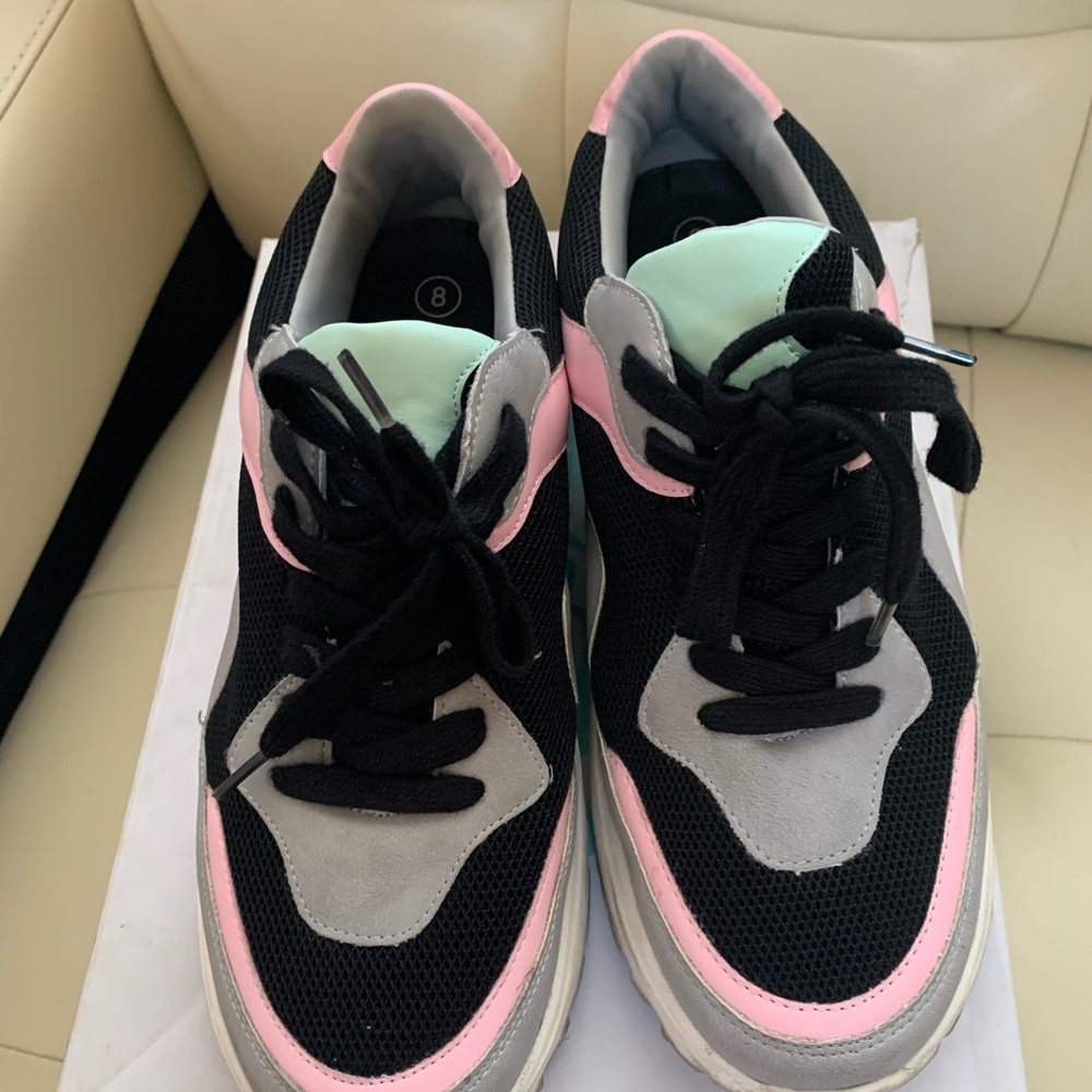 Sneakers pink mint green black